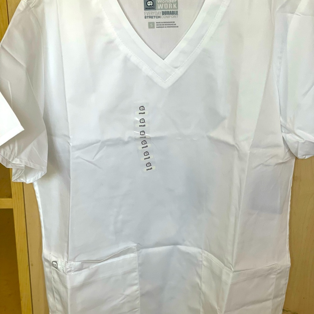Wonder Wink Wonder Work comfort top NWT